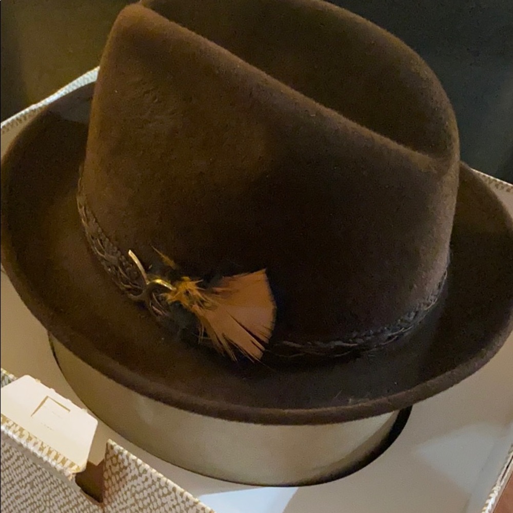 Steven Hat - Picture 3 of 9